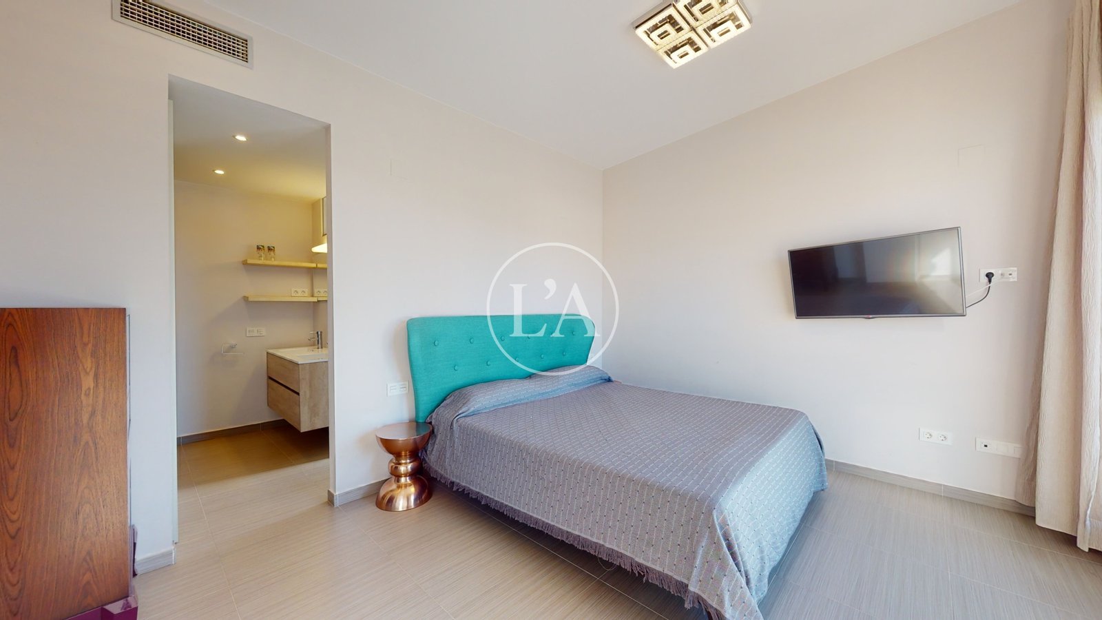 Chalet independiente con piscina Cambrils suite cama
