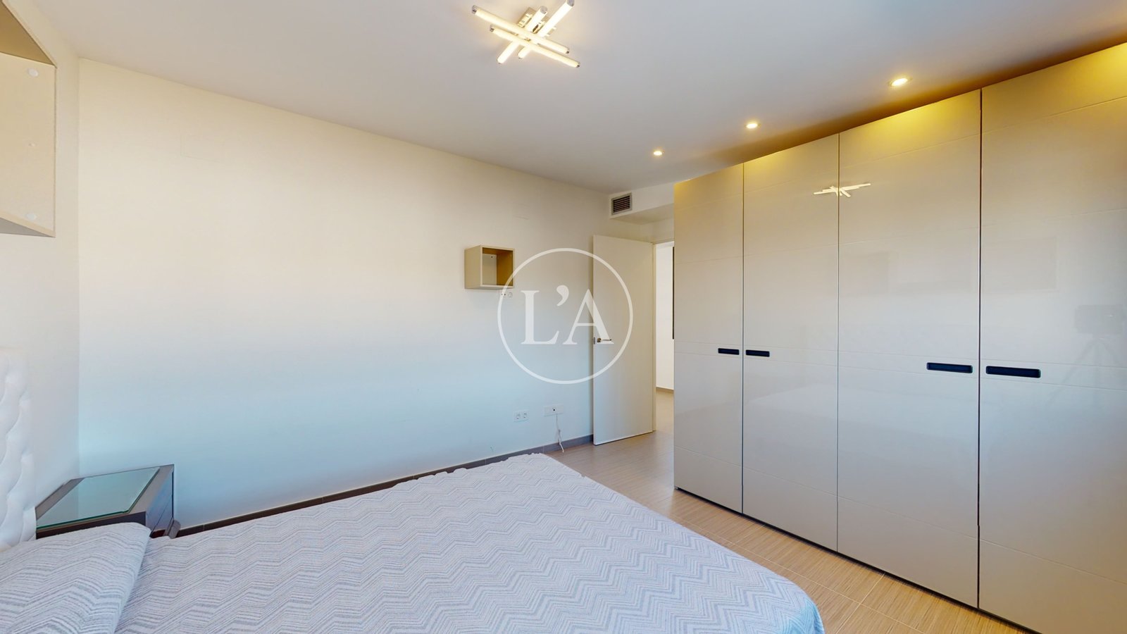 Chalet independiente con piscina Cambrils dormitorio doble