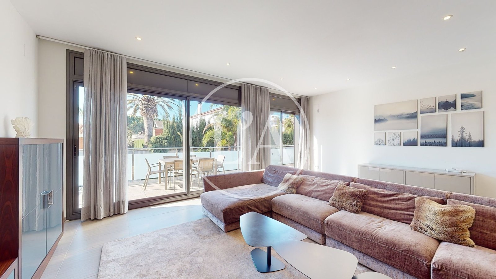 Chalet independiente con piscina Cambrils salón