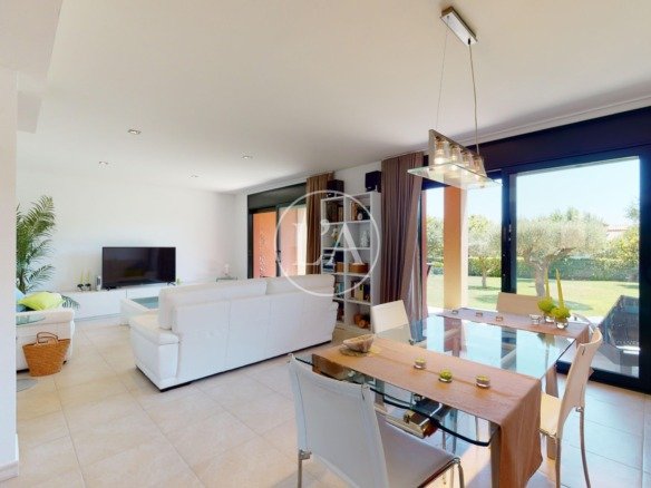 Casa Golf Bonmont salón