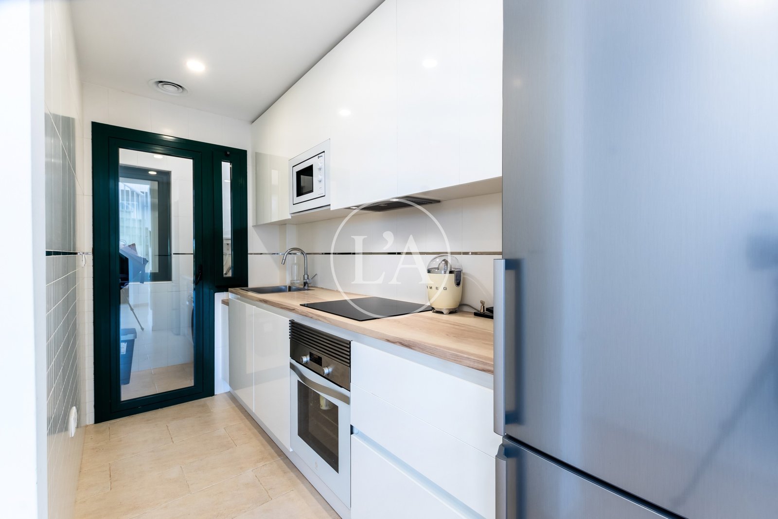 Casa-pareada-Bonmont-cocina