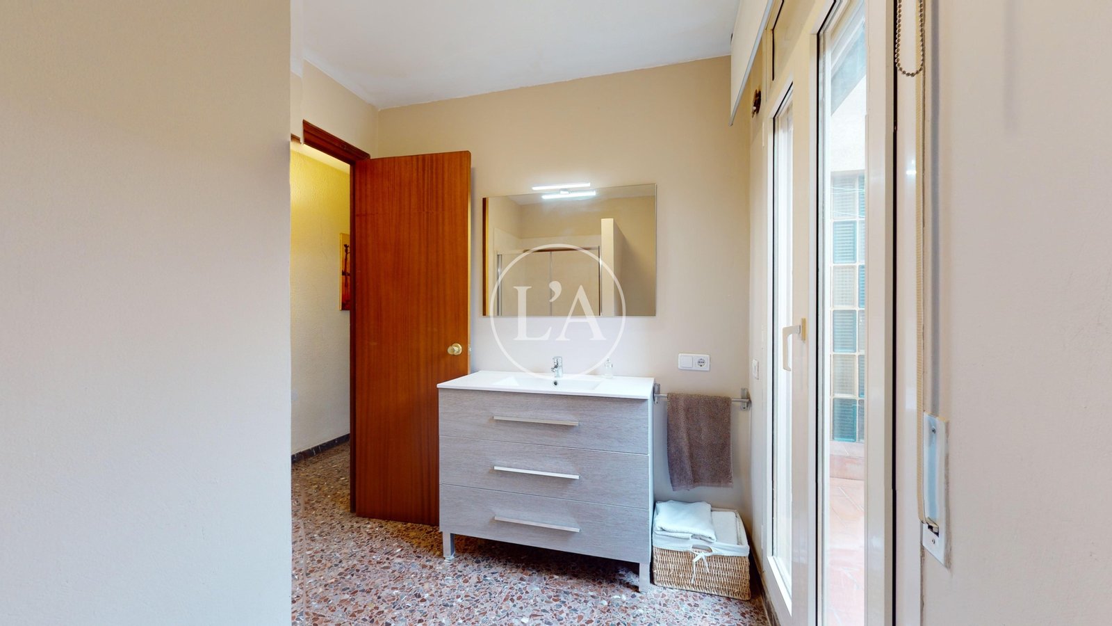 Casa en Vinyols i els Arcs baño planta baja