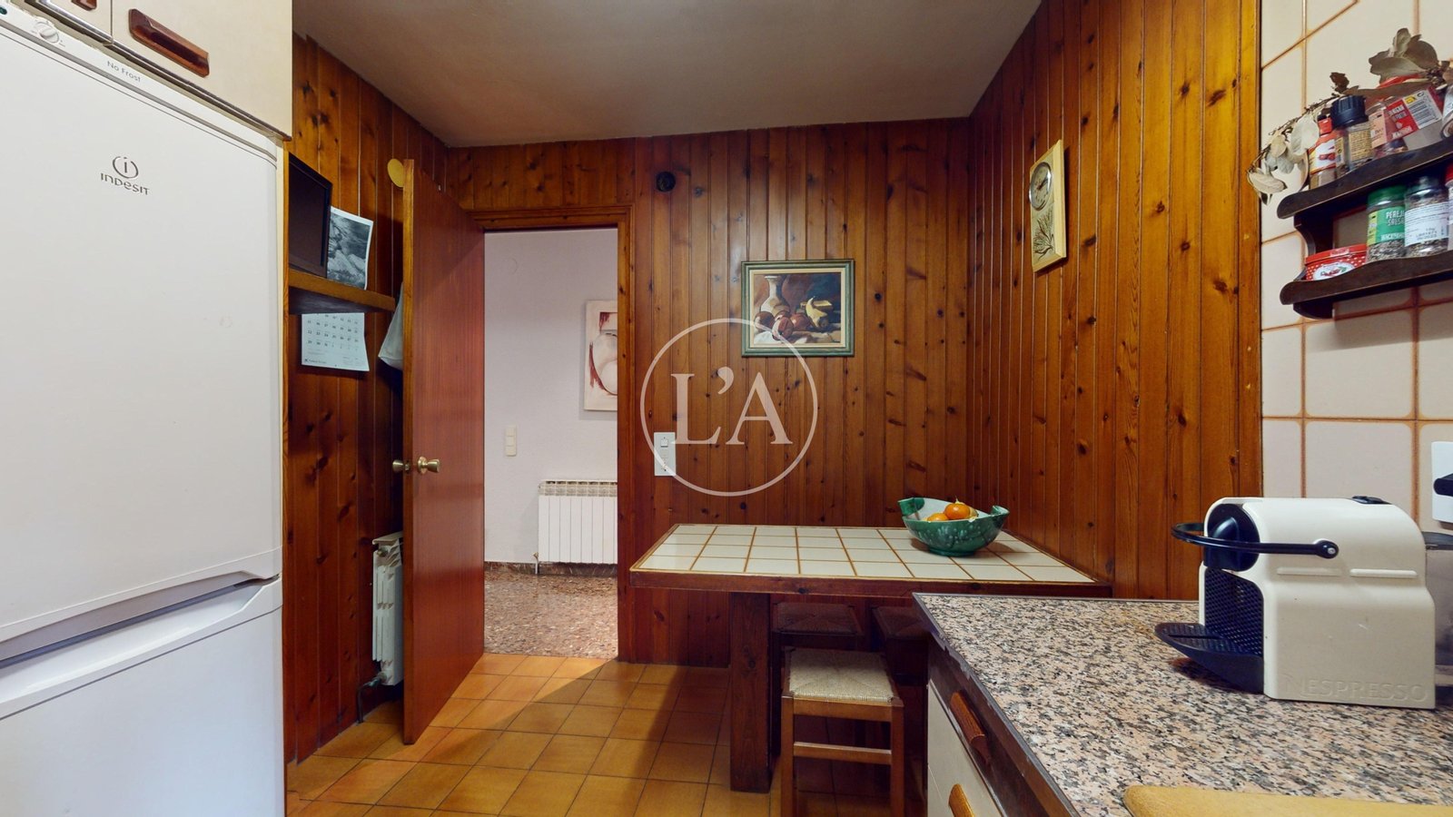 Casa en Vinyols i els Arcs cocina mesa
