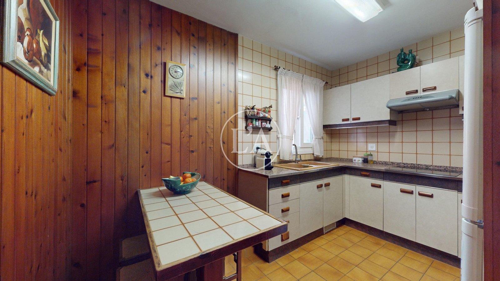 Casa en Vinyols i els Arcs cocina comedor