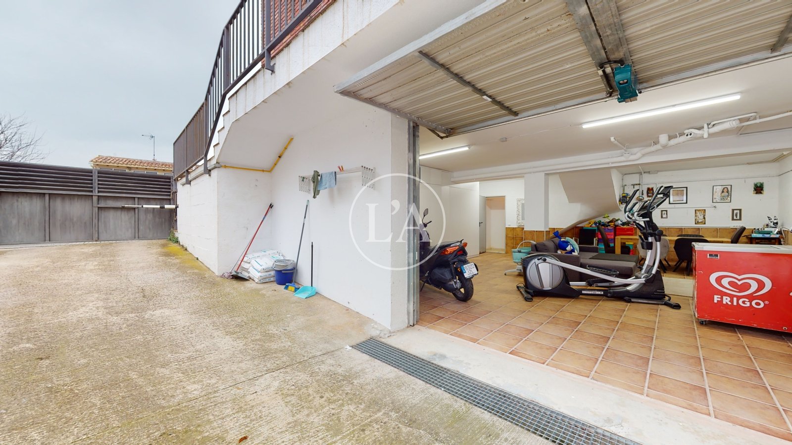 Chalet pareado Salou rampa garaje