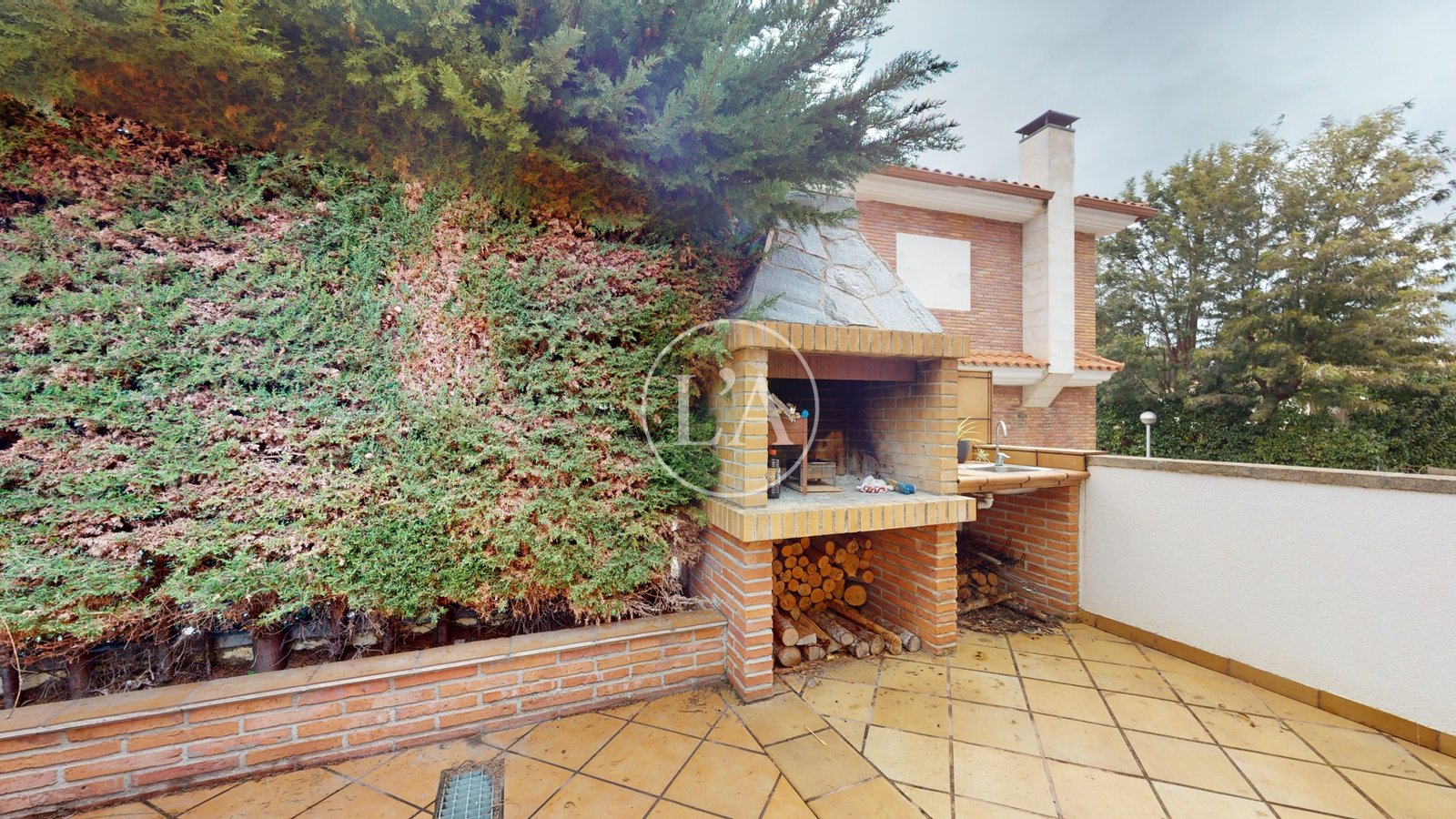 Chalet pareado Salou piscina barbacoa