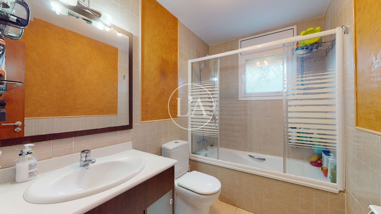 Chalet pareado Salou baño completo
