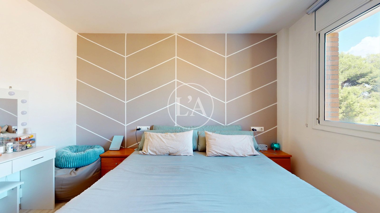 Apartamento en Miami Playa cama dormitorio