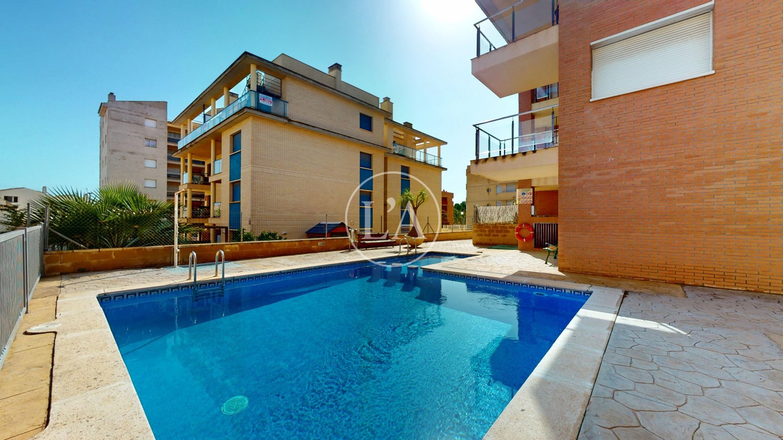 Apartamento en Miami Playa piscina