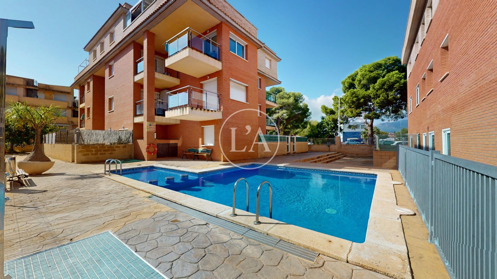 Apartamento en Miami Playa fachada