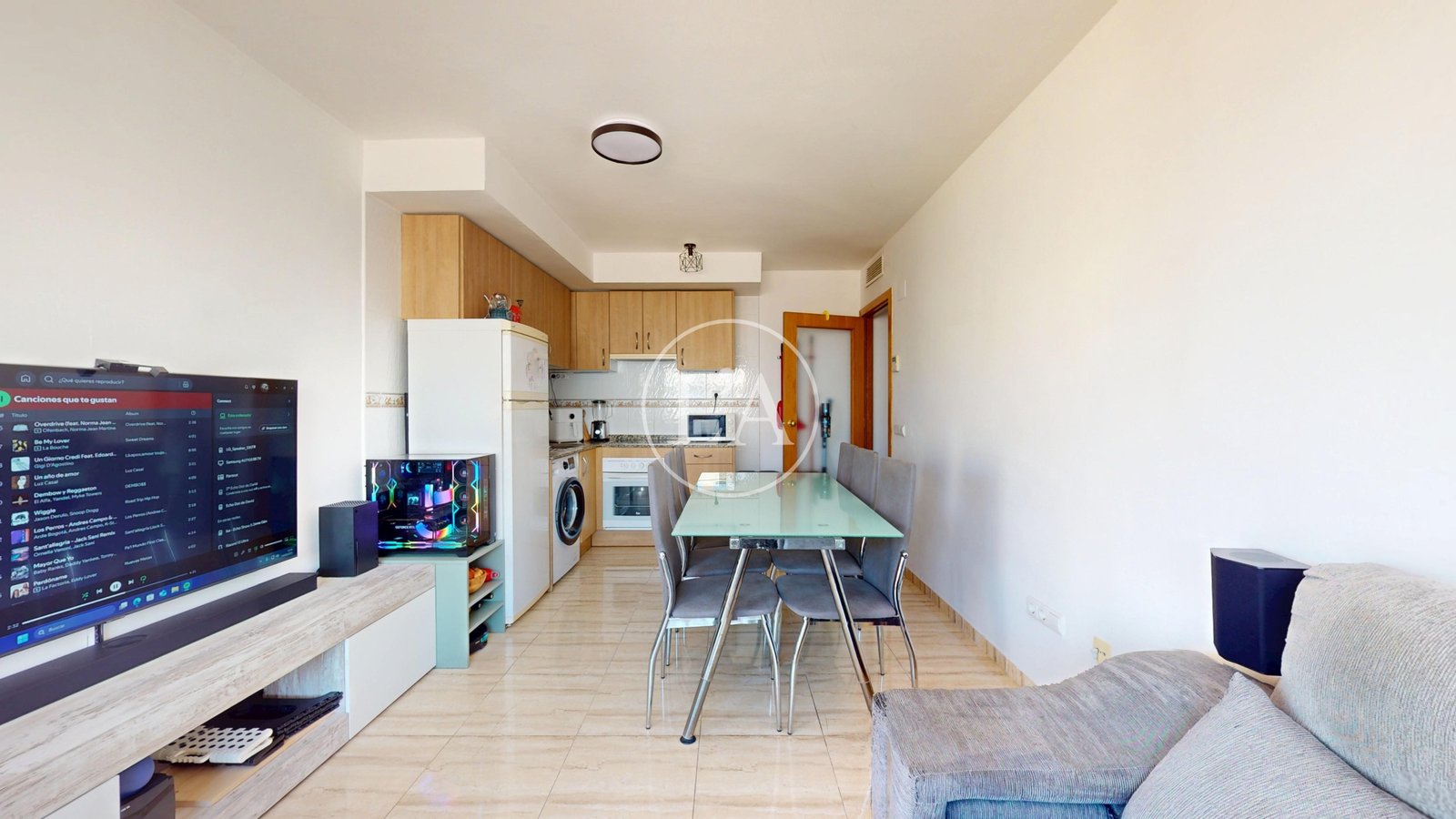 Apartamento en Miami Playa comedor