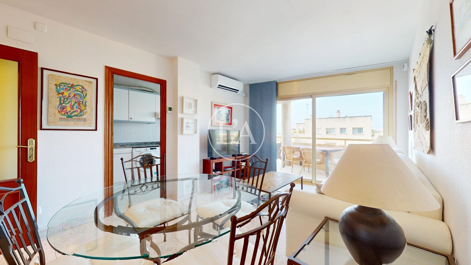 Apartamento Miami Playa mesa cristial
