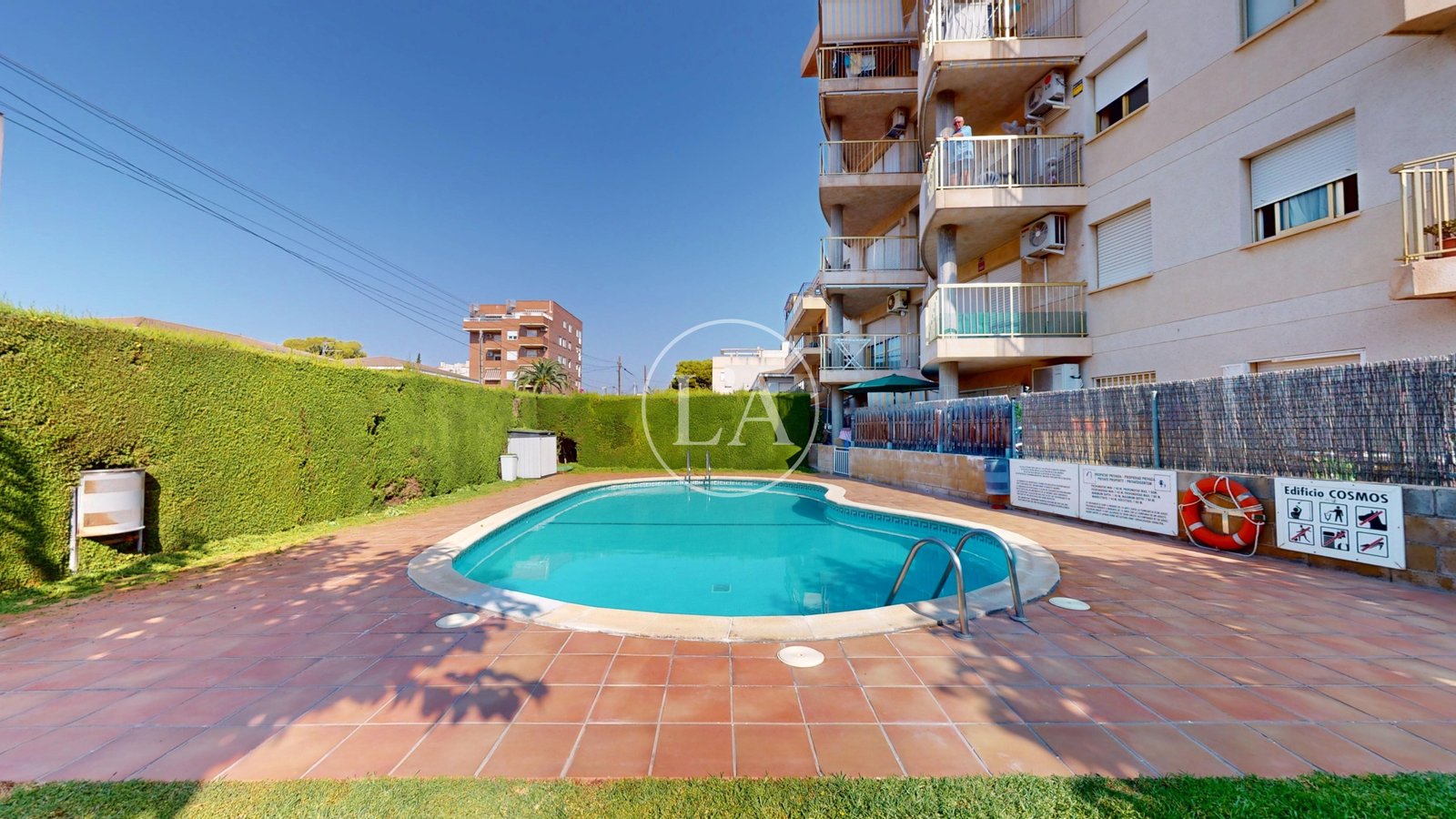 Apartamento Miami Playa jardín comunitario