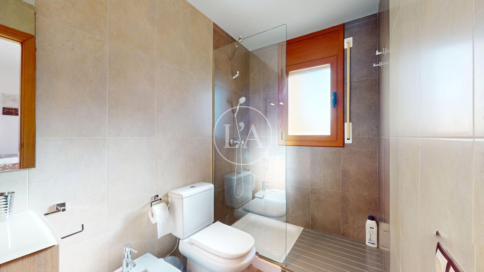 Casa con piscina y licencia turística vater suite