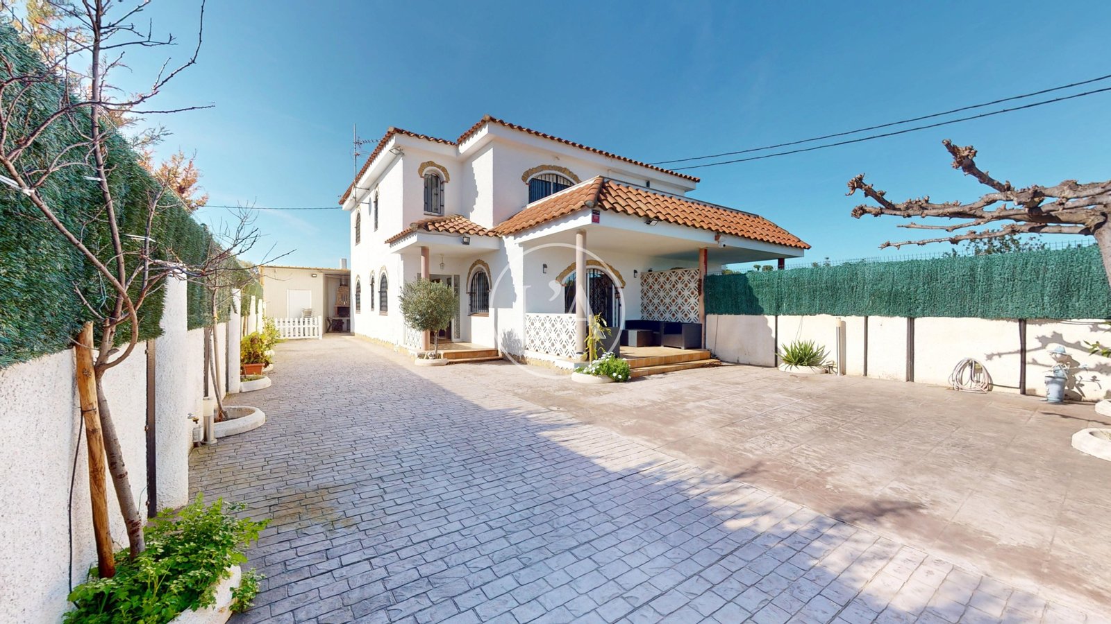 Casa pareada en venta en Mainou principal