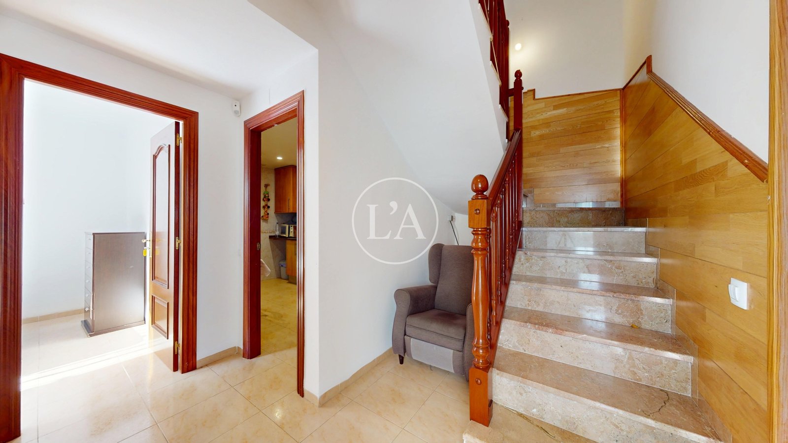 Casa pareada en venta en Mainou decansillo