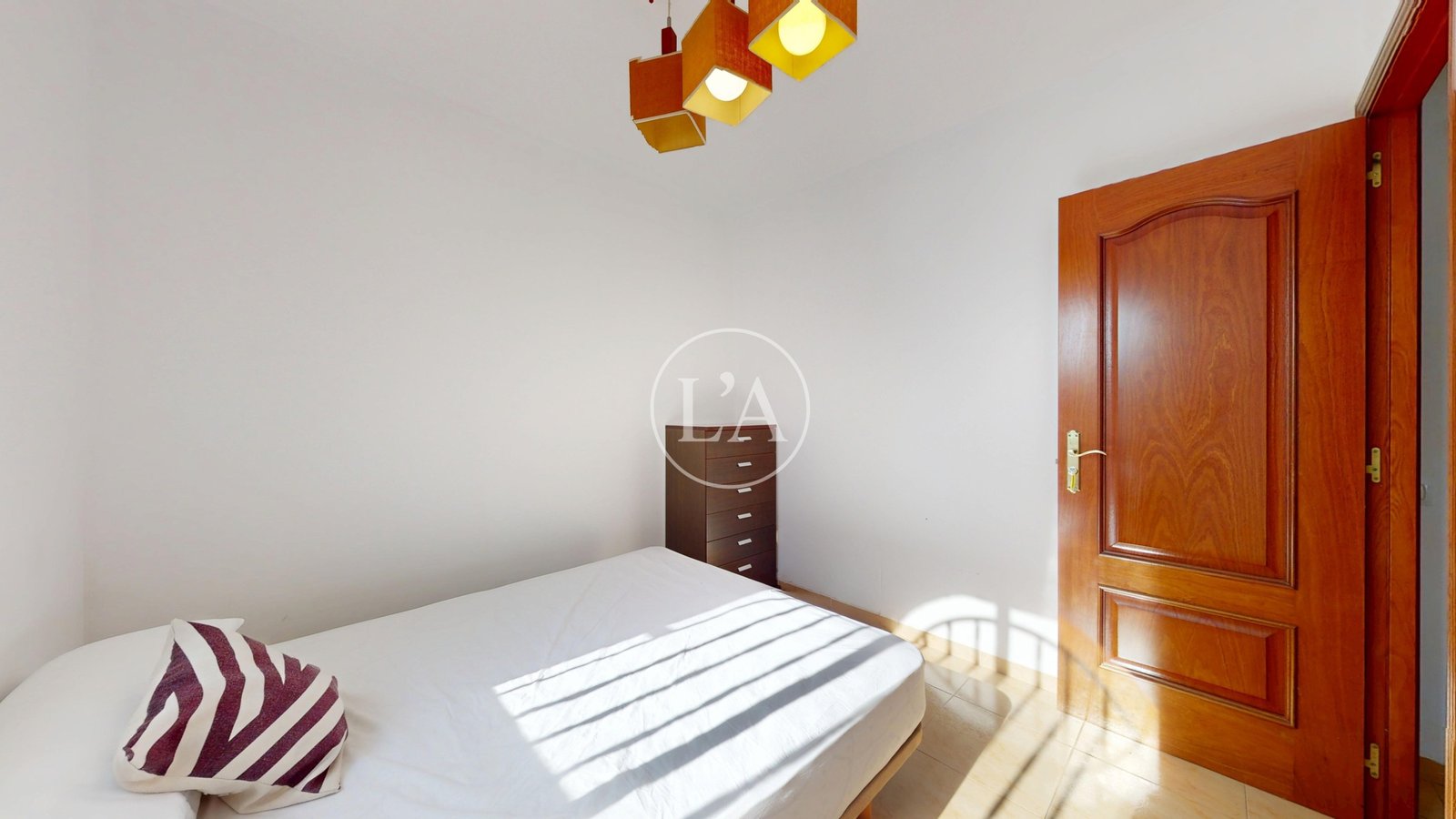 Casa pareada en venta en Mainou cama planta baja