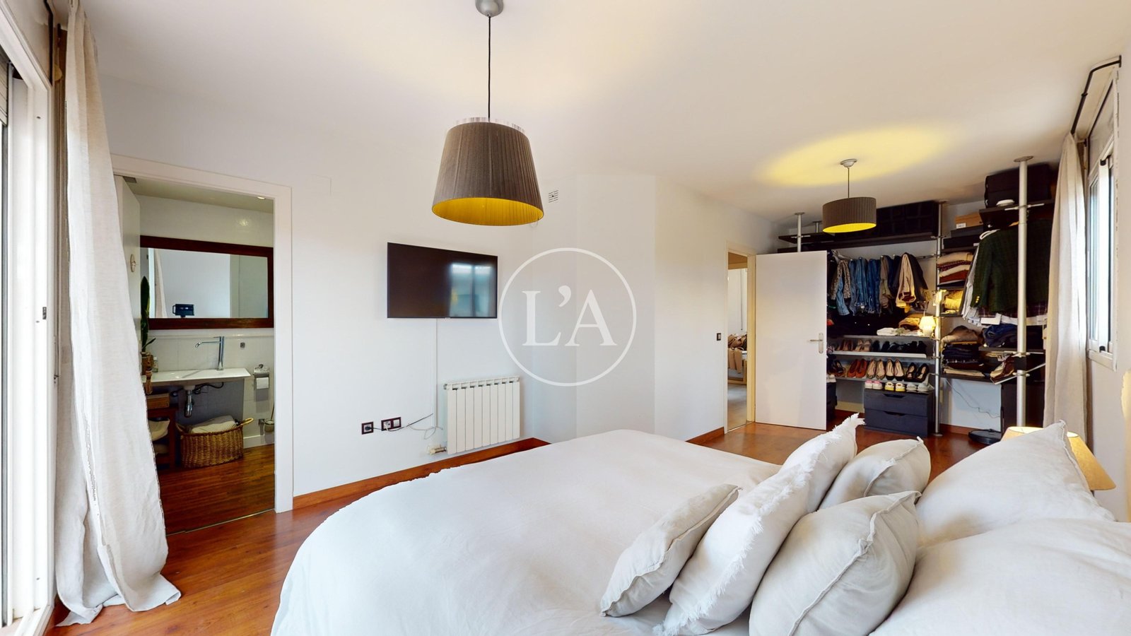 Casa pareada en Vilafortuny cama suite