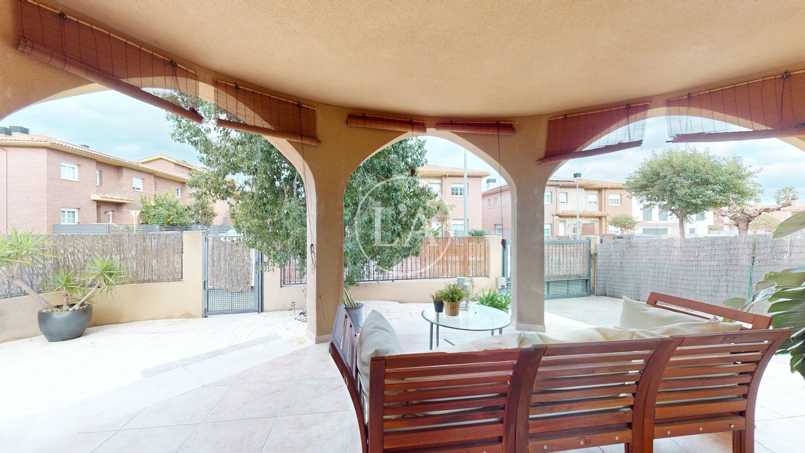 Casa pareada en Vilafortuny vita jardín