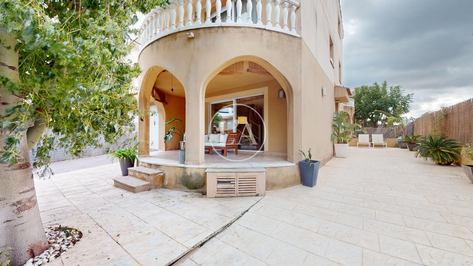 Casa pareada en Vilafortuny fachada