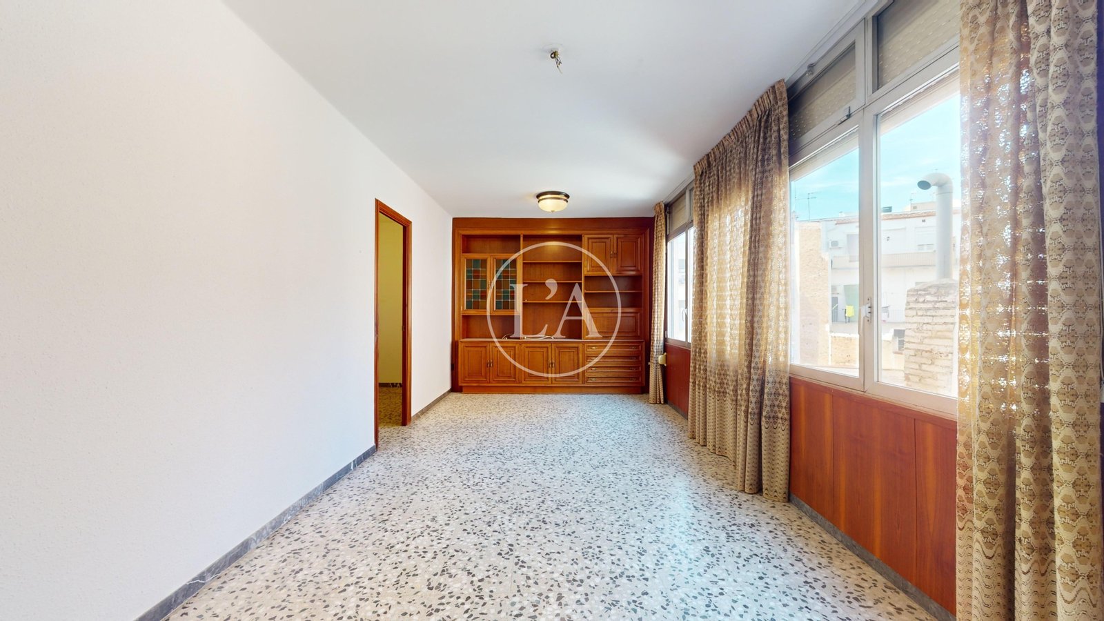 Edificio Reus Calle Llovera tercera planta salón