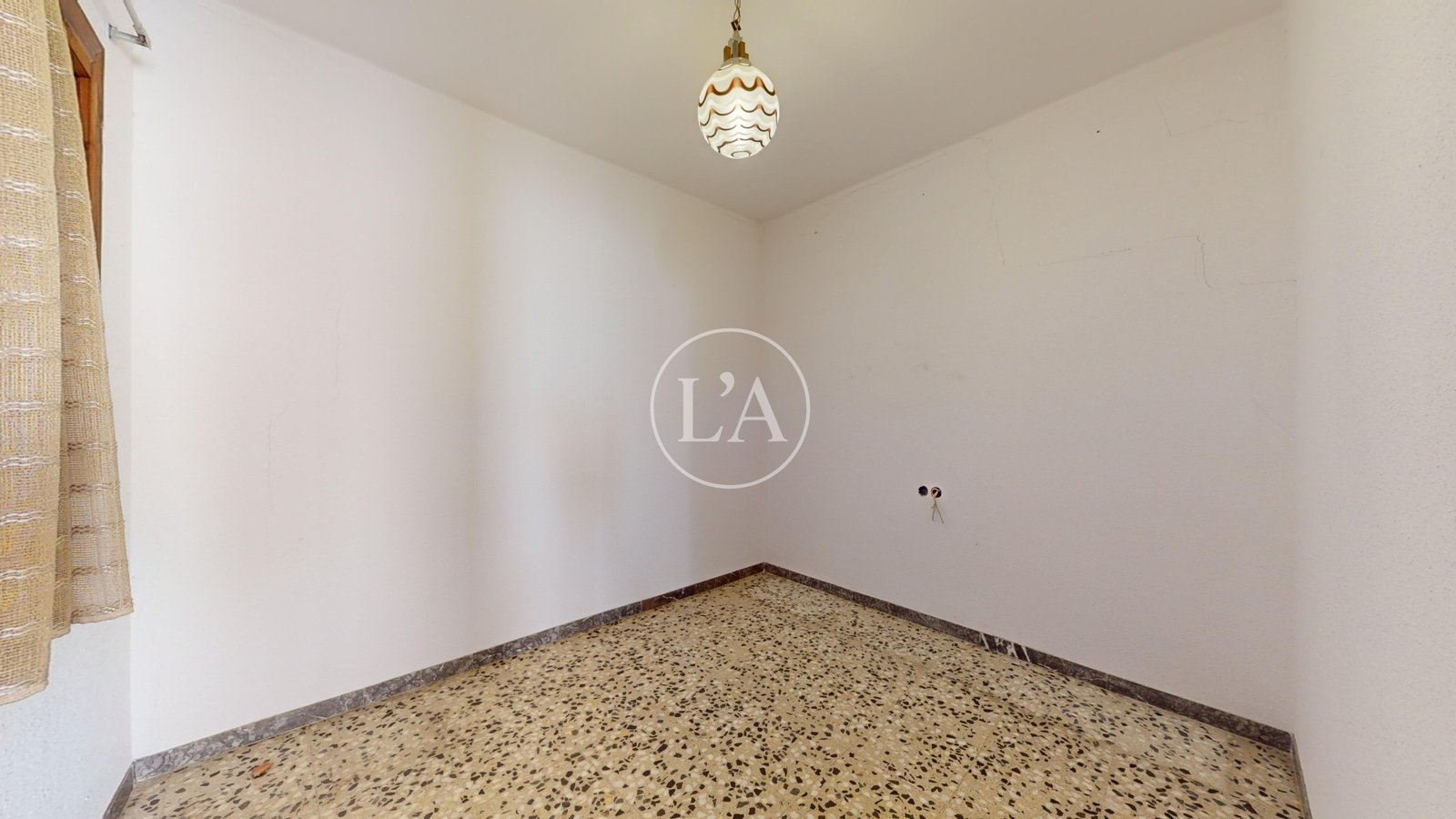 Edificio Reus Calle Llovera tercera planta dormitorio salón