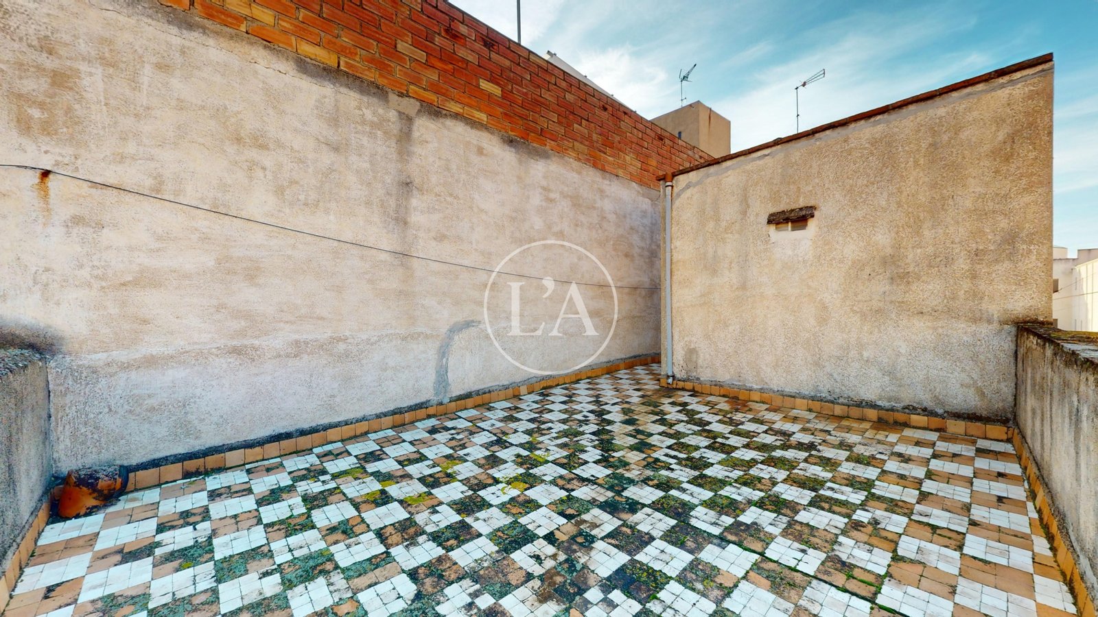 Edificio Reus Calle Llovera solarium