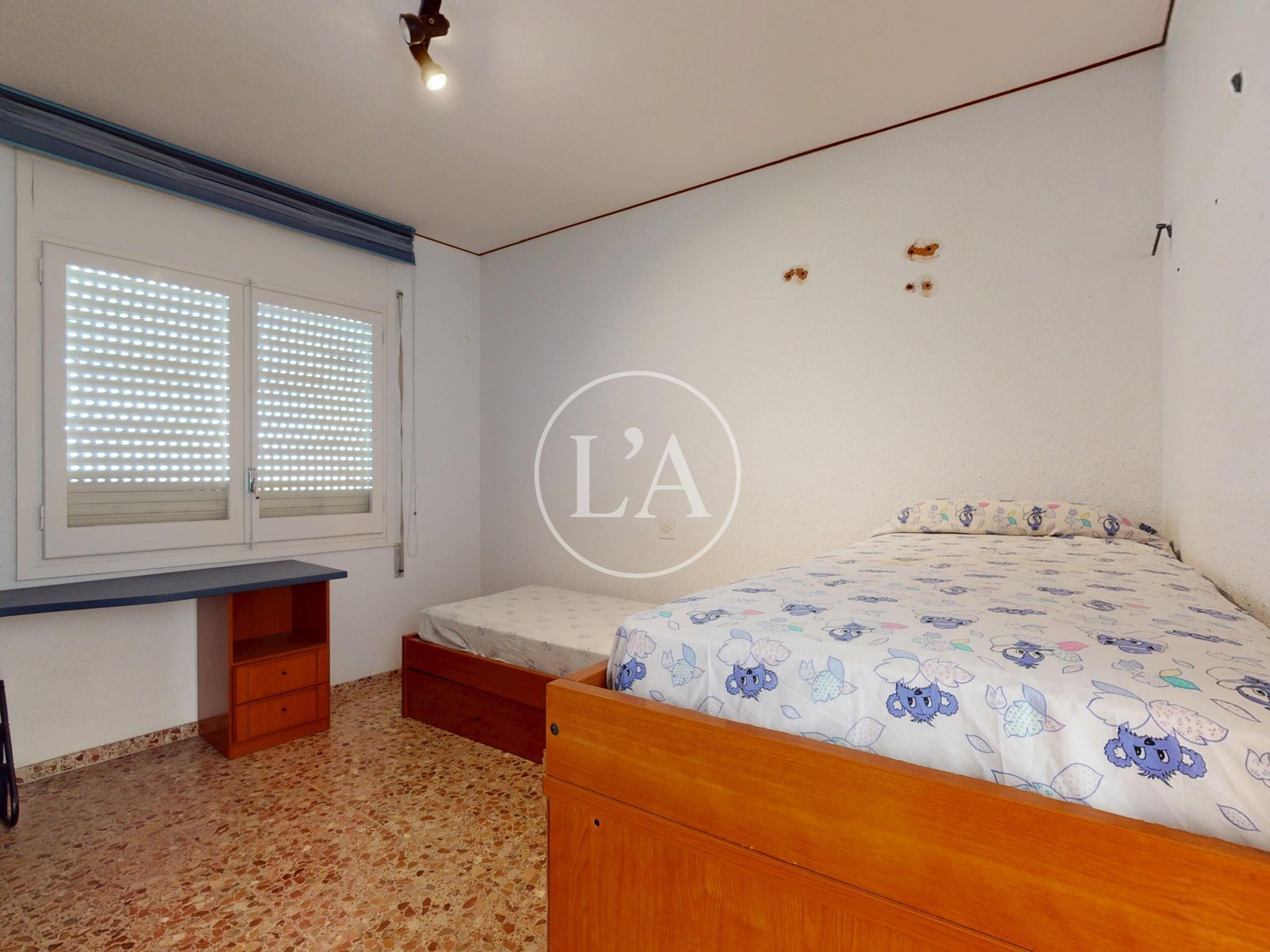 Piso puerto Cambrils cuarta habitación muebles