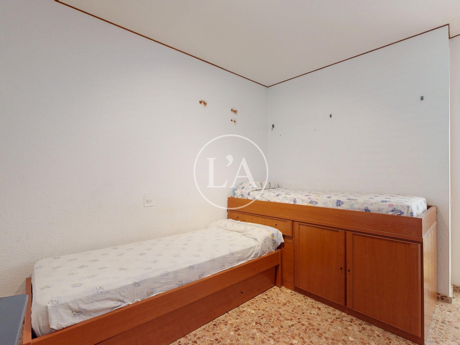 Piso puerto Cambrils cuarta habitación camas