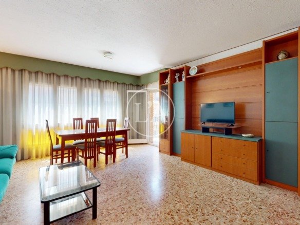 Piso puerto Cambrils televisión