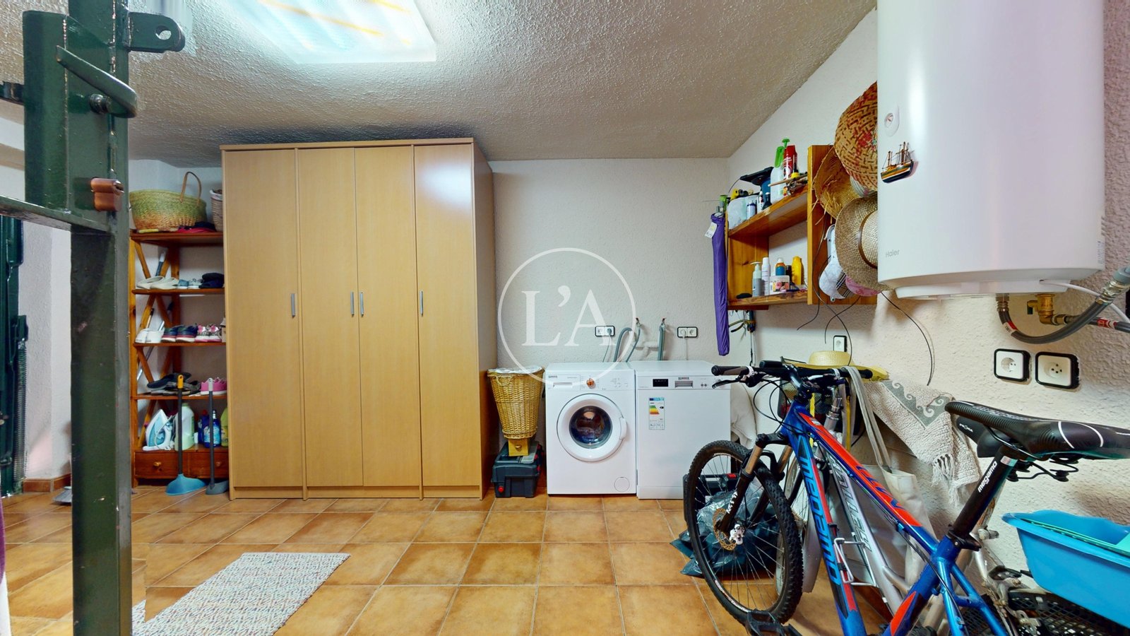 Casa pareada Cambrils Mediterrani acceso garaje