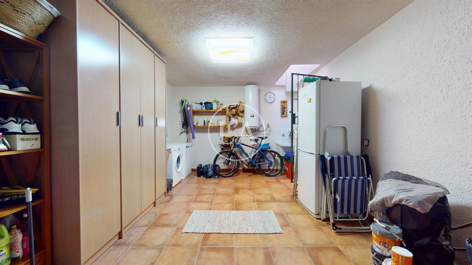 Casa pareada Cambrils Mediterrani muebles garaje