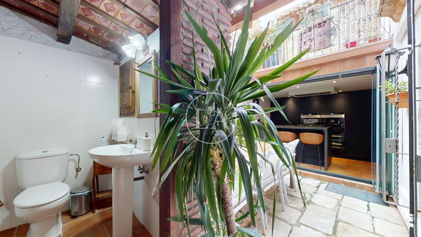 Casa Cambrils licencia turística baño de cortesía