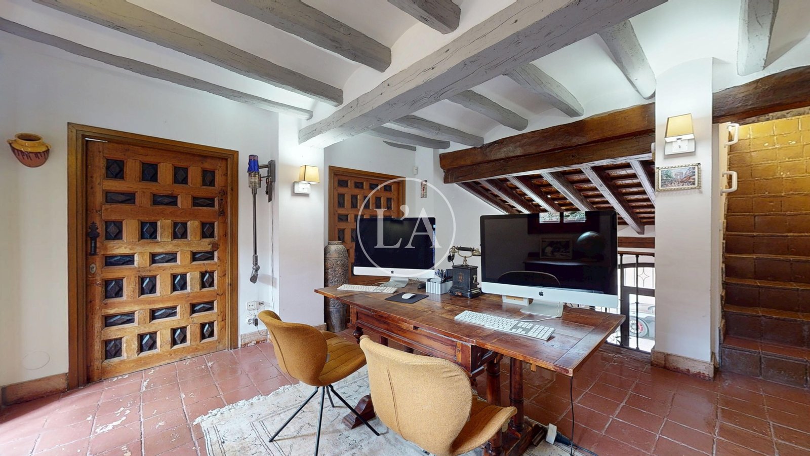 Casa Cambrils licencia turística mesa despacho