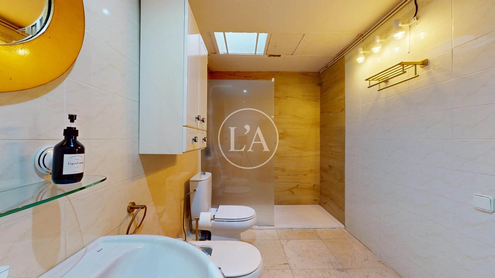 Casa Cambrils licencia turística lavabo tercera planta