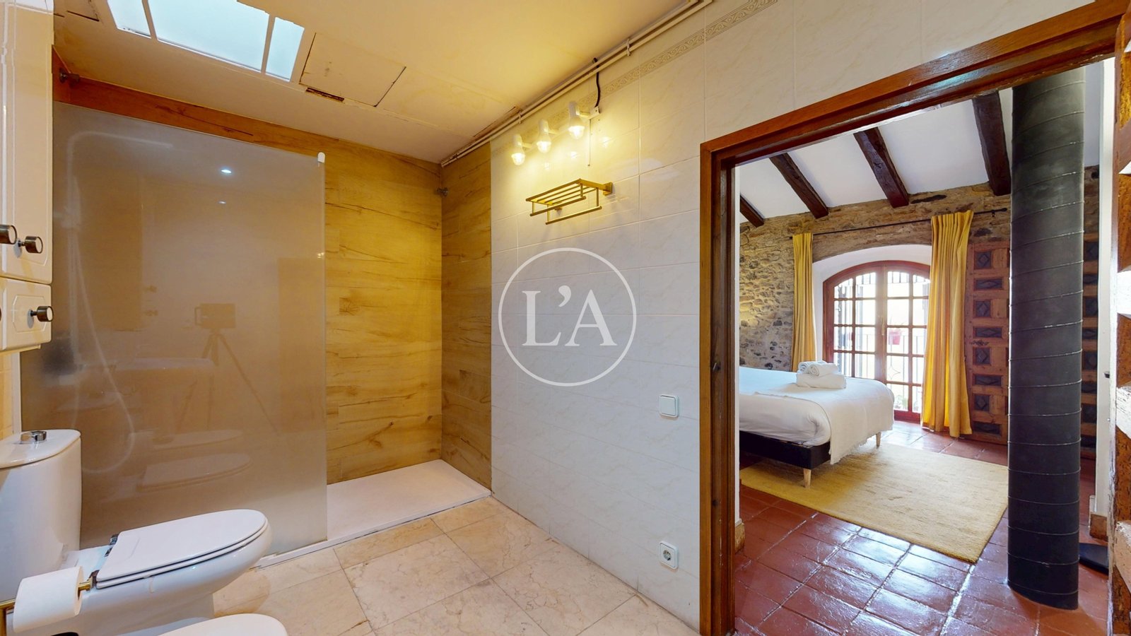 Casa Cambrils licencia turística entrada baño tercera planta