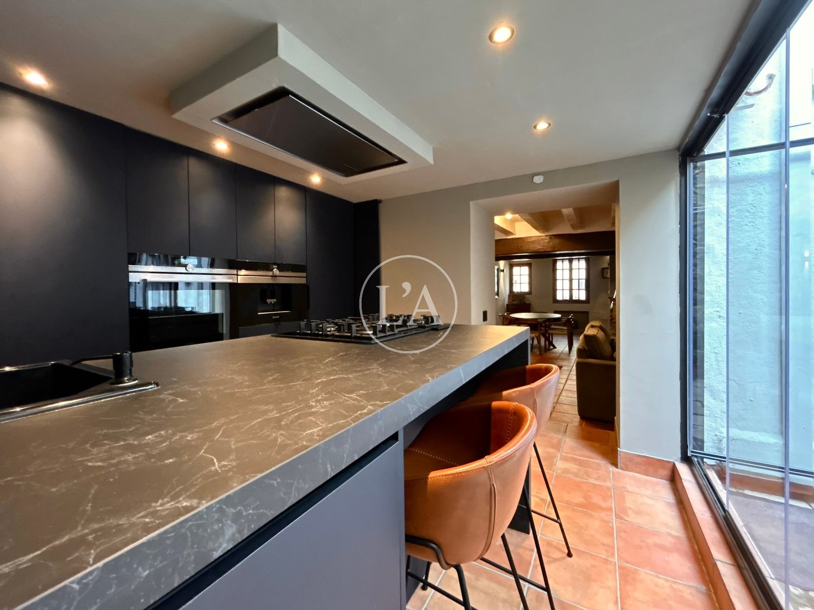 Casa Cambrils licencia turística armarios cocina