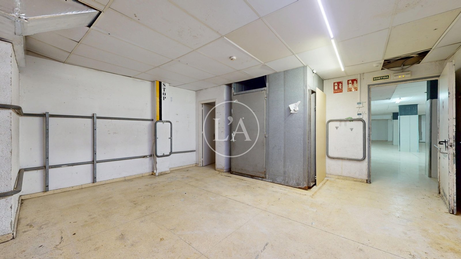 Local comercial Cambrils en alquiler entrada servicio