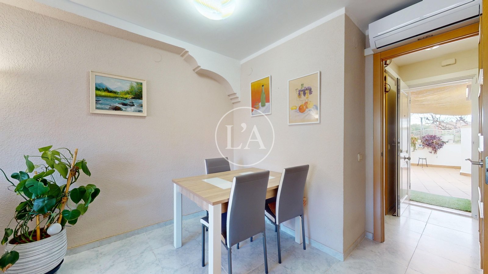 Casa Cambrils Mediterrani sillas comedor