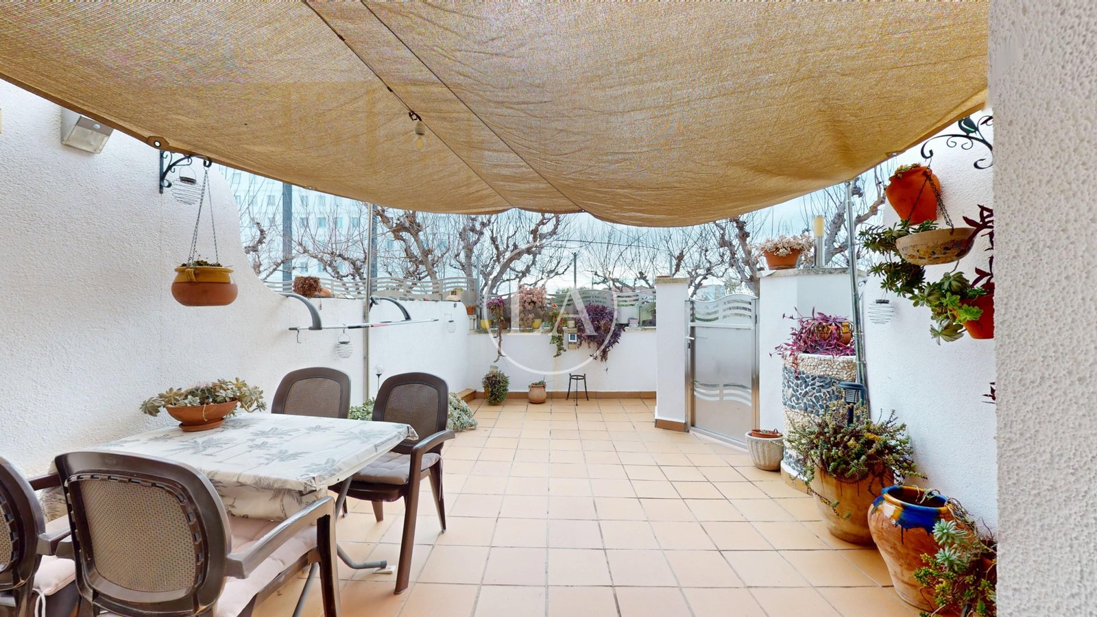 Casa Cambrils Mediterrani patio entrada