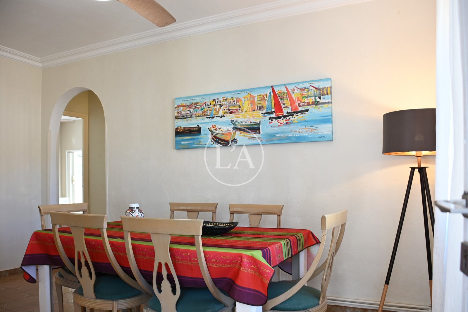 Casa en venta Cambrils Mediterrani mesa comedor