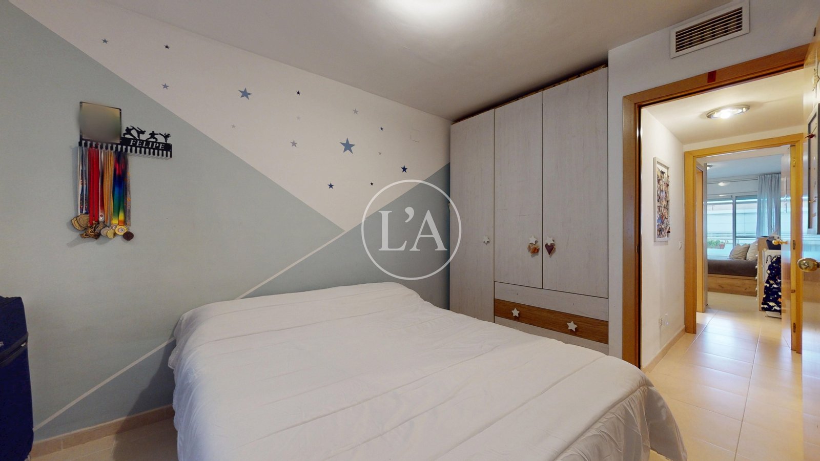 Piso en venta en Cambrils armario habitación