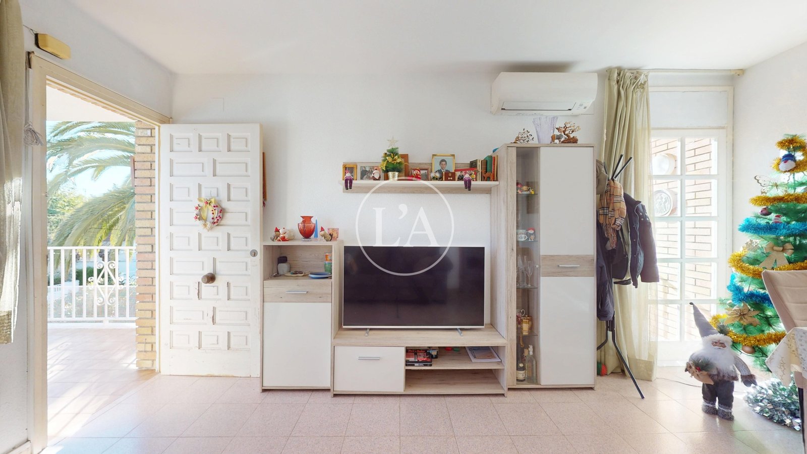 Casa en Vilafortuny Cambrils televisión