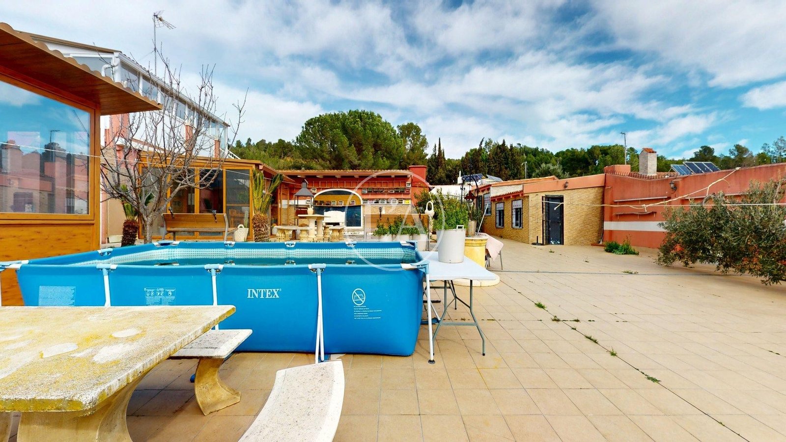 Masía urbana en venta en Vilanova d'Escornalbou piscina