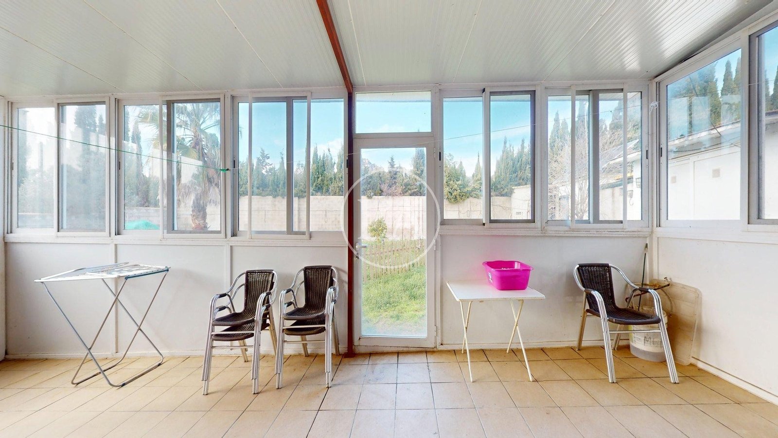 Masía urbana en venta en Vilanova d'Escornalbou terraza salón