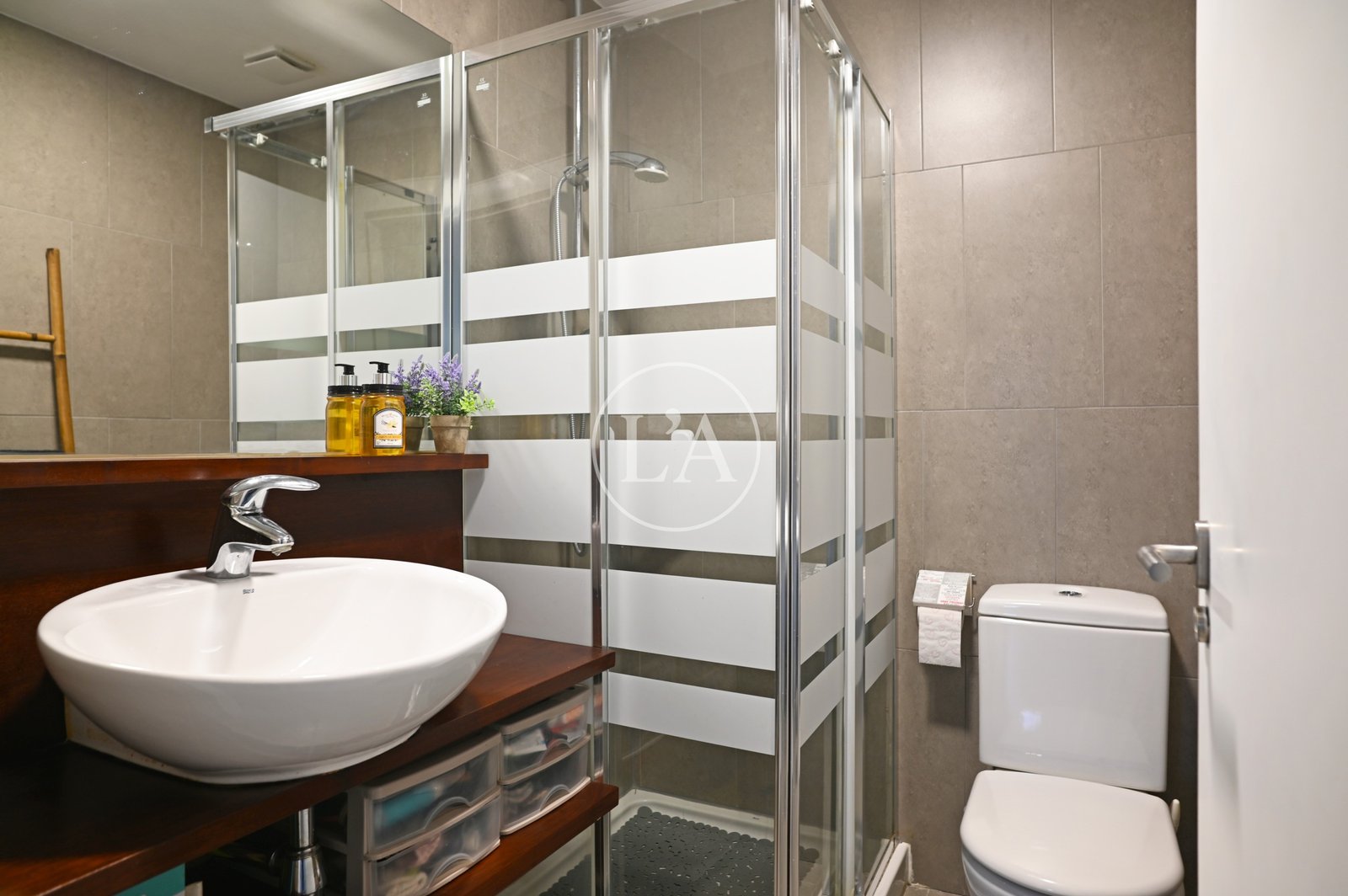 Piso en planta baja en Cambrils ducha