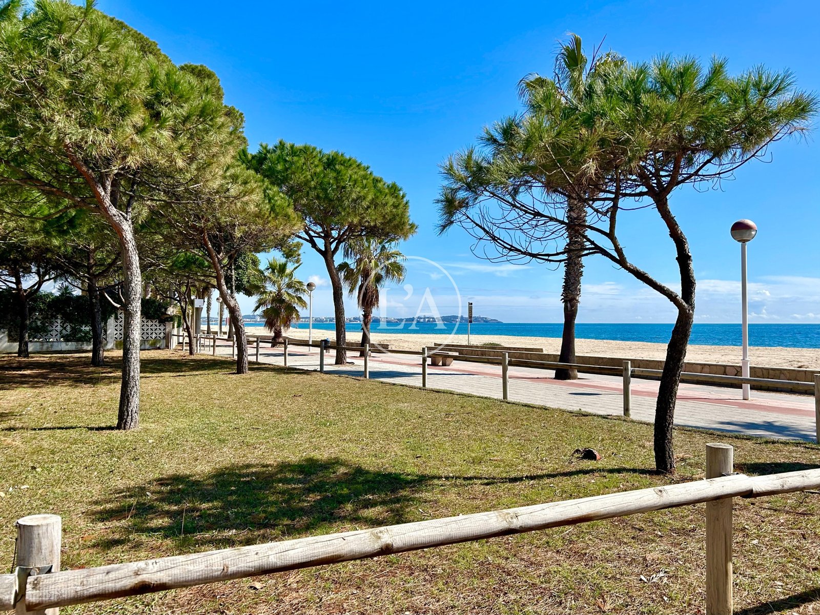 Ático en venta en Cambrils entorno