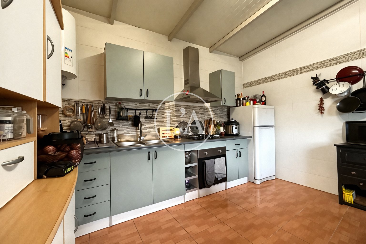 Masía rústica en Riudoms mueble cocina