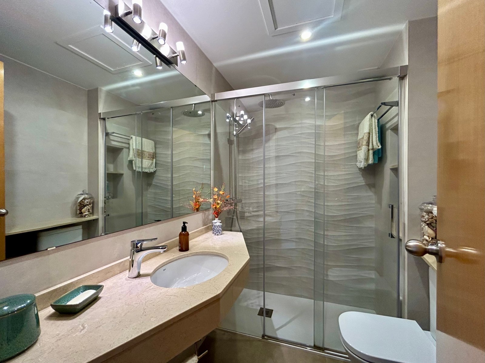 Casa adosada en venta en Vilafortuny ducha suite