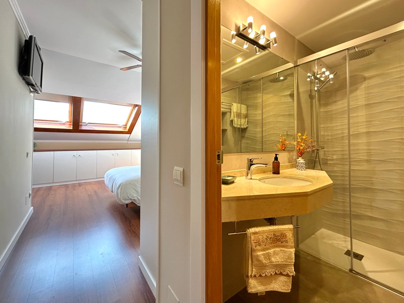 Casa adosada en venta en Vilafortuny baño suite